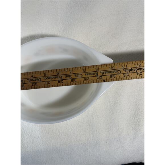 Pyrex Oval Casserole Dish #043 Town & Country White Brown Gold Hexagon No Lid - Picture 4 of 6